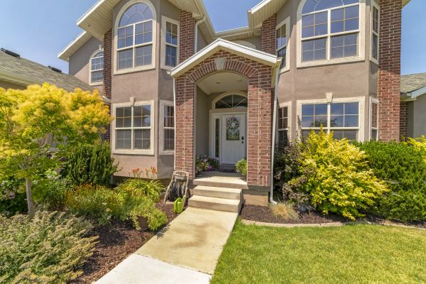 Cost of Transom Window Replacement in Boynton Beach